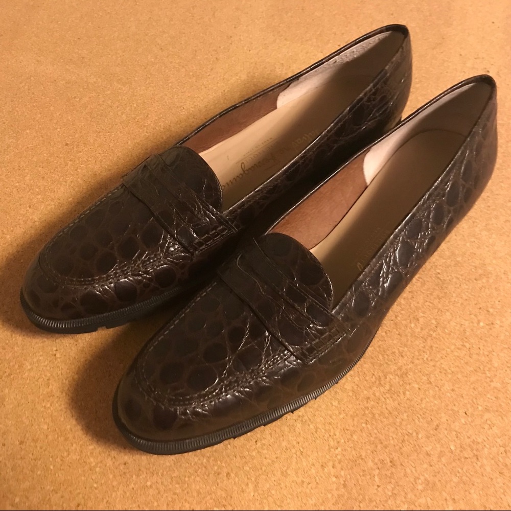 Alligator print Salvatore Ferragamo loafers